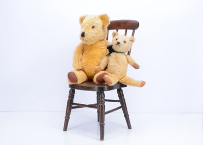 Lot 174 - Two post-war teddy bears