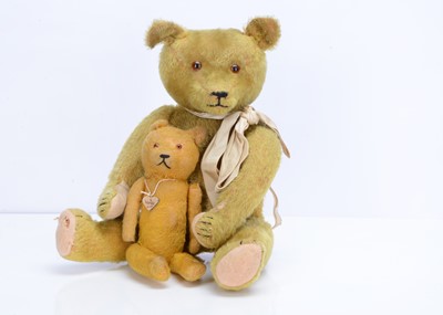 Lot 253 - A 1920-30s American teddy bear