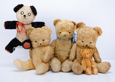 Lot 277 - Five Eastern European post-war teddy bears