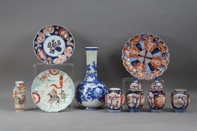 Lot 229 - A collection of Japanese ceramics