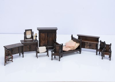 Lot 552 - Elgin dolls’ house furniture