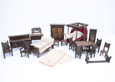 Lot 575 - Elgin dolls’ house furniture