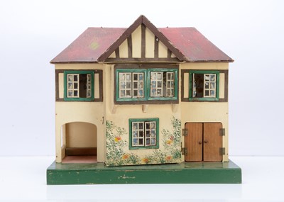 Lot 651 - A post-war Tri-ang dolls' house No.61