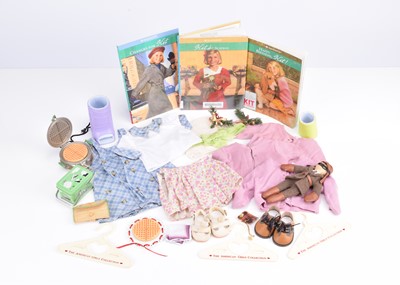 Lot 712 - American Girl Kit accessories