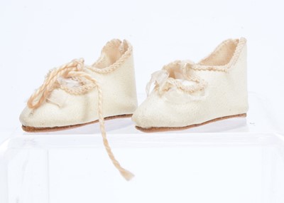 Lot 826 - A pair of Jumeau size 4 bebe shoes