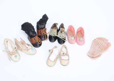 Lot 831 - Five small dolls’ shoes