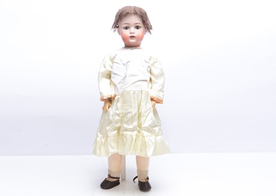 Lot 931 - A Kestner 72 child doll