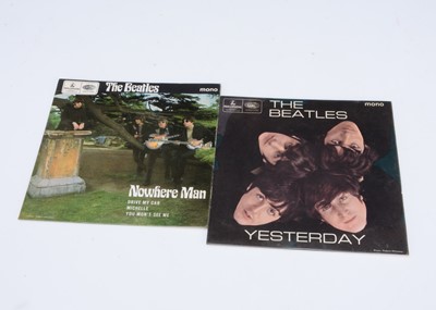 Lot 18 - Beatles EPs