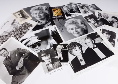 Lot 512 - Laurence Olivier / Joan Plowright Photos and Signatures