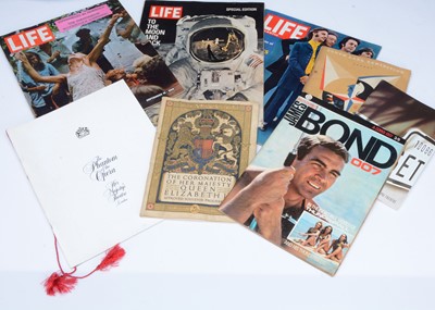 Lot 526 - Programmes and Magazines