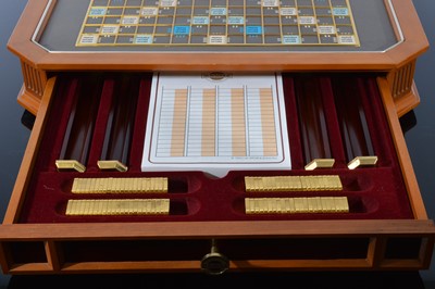 Lot 117 - A 1980s The Collector's Edition Scrabble board from Franklin Mint