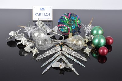 Lot 144 - A small collection of modern Christmas tree decorations