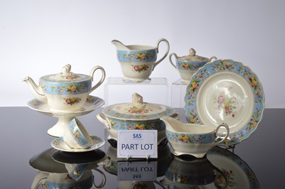 Lot 191 - A large quantity of Marlborough Pottery Royal Petal pattern dinner wares