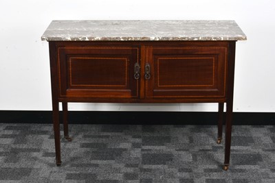 Lot 372 - An Edwardian mahogany and marble topped string inlaid wash stand