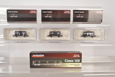 Lot 96 - Revolution Trains N Gauge Diesel Locomotive and Tank Wagons (7)