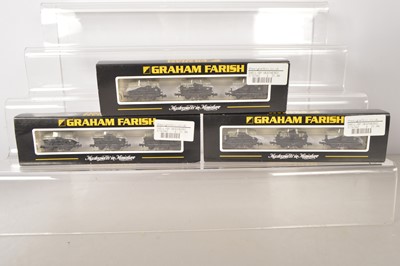 Lot 127 - Graham Farish N Gauge Shell BP Triple Tank Wagon Packs (3)