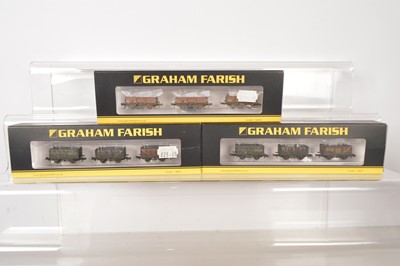 Lot 143 - Graham Farish N Gauge Weathered Triple Plank Wagons and Open Wagon Packs (3)