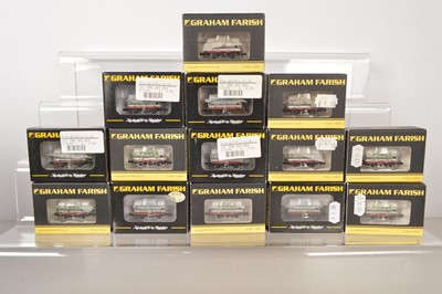 Lot 157 - N Gauge Graham Farish by Bachmann Fuel Tank Wagons (14)