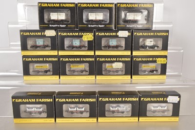 Lot 162 - Graham Farish by Bachmann N Gauge Conflats with Containers (15)