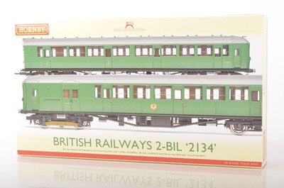 Lot 243 - Hornby National Railway Museum NRM 00 Gauge boxed R3162 BR SR green 2-BIL 2090 EMU Electric Multiple Unit Train Pack