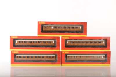 Lot 253 - Hornby 00 Gauge boxed LNER 'Teak' Coaches (5)