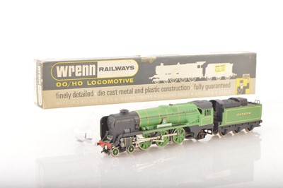 Lot 313 - Wrenn 00 Gauge boxed W2237 SR green West Country Class 21C09 'Lyme Regis' Locomotive and tender