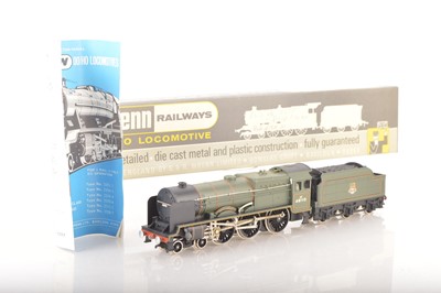 Lot 318 - Wrenn 00 Gauge boxed Royal Scot Steam Locomotive and Tender (2)