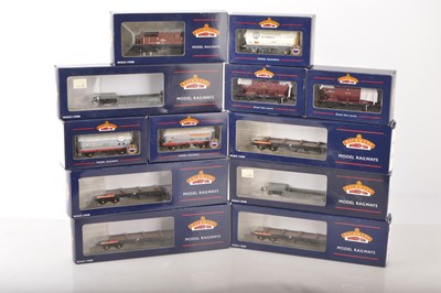 Lot 354 - Bachmann 00 Gauge boxed Goods Rolling Stock (12)