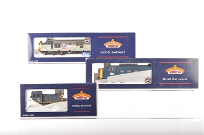 Lot 370 - Bachmann 00 Gauge boxed Class 37 Class 55 and Class 04 Diesel Locomotives (3)