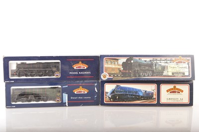 Lot 373 - Bachmann 00 Gauge boxed BR black and green Steam Locomotives and Tenders (4)