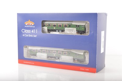 Lot 399 - Bachmann 00 Gauge boxed 31-425 BR SR green Class 411 4-CEP EMU 7105 Electric Multiple Unit