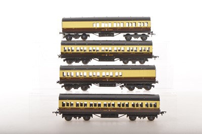 Lot 410 - Exley 00 Gauge unboxed GWR chocolate and cream Suburban Coaches (4)