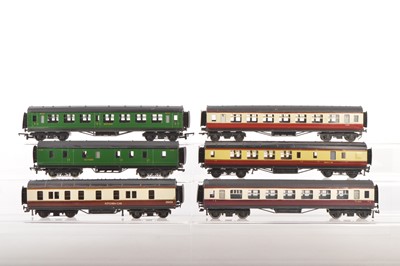 Lot 416 - Exley 00 Gauge unboxed BR crimson and cream and SR green Main Line Corridor Coaches (6)