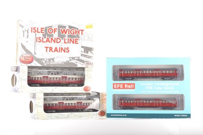 Lot 446 - EFE Rail 00 Gauge motorised London Transport Underground Tube set and unmotorised Isle of Wight Set (2)