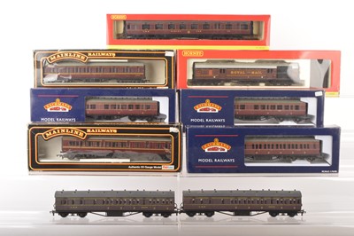 Lot 457 - Hornby LMS Dining and Mail Coach and Bachmann Mainline and Airfix 00 Gauge LMS maroon 57' Coaches (9)