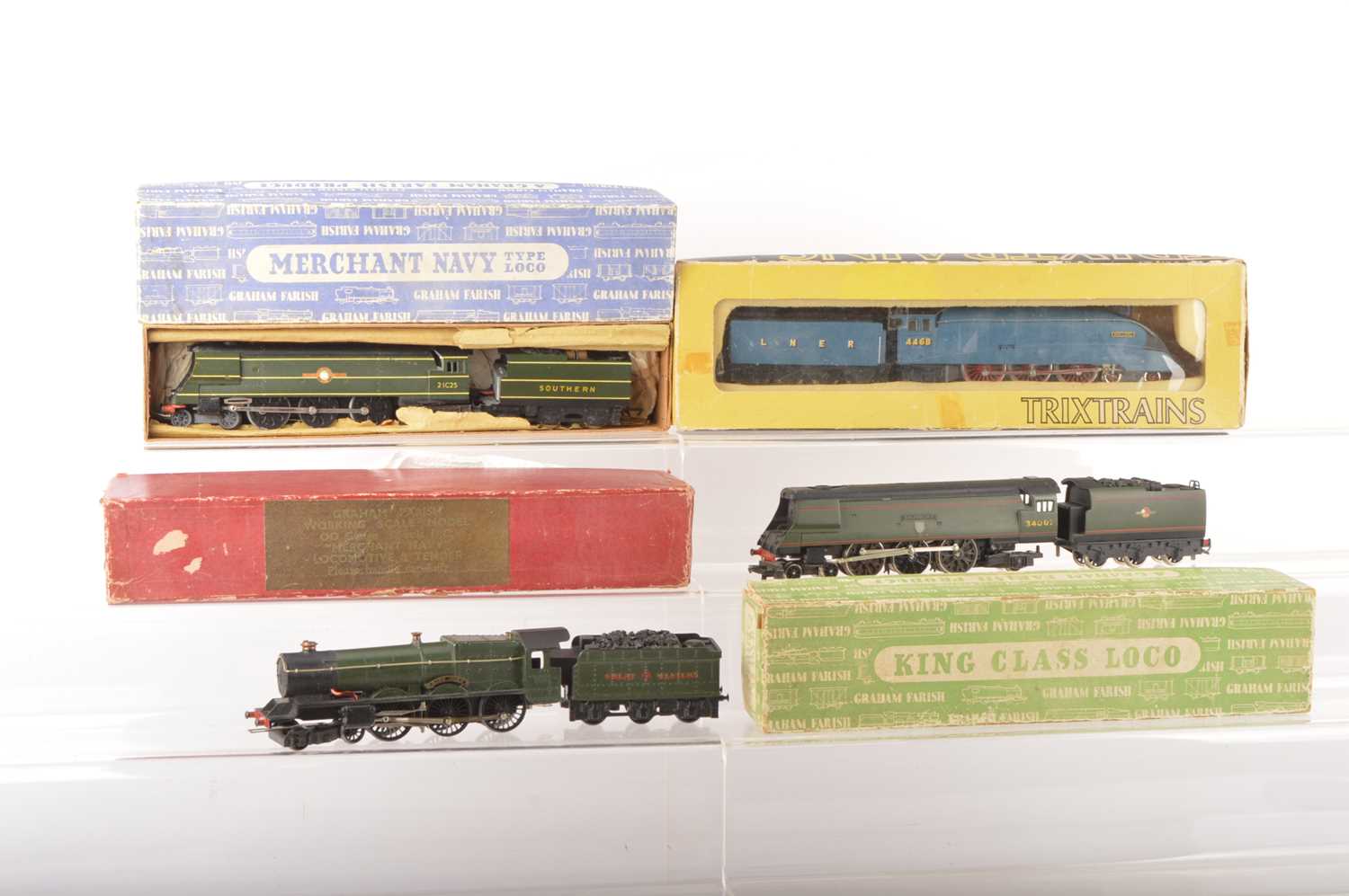 Lot 458 - Graham Farish 00 Gauge Merchant Navy and West Country and King Class Locomotives and Trix A4 Locomotive all boxed (4)