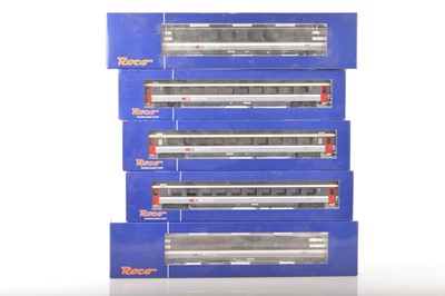 Lot 474 - Five boxed Roco HO Gauge SBB CFF FFS two tone grey with double white stripes Coaches including two Observation Cars (5)