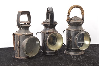 Lot 521 - BR and SER Railway Lamps (3)