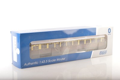 Lot 542 - Dapol 0 Gauge Modern issue Ref:7P-004-001 GWR chocolate and cream Auto Coach