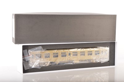 Lot 567 - Tower Models / SanCheng (China) 0 Gauge modern issue BR Mk1 SO Passenger coach