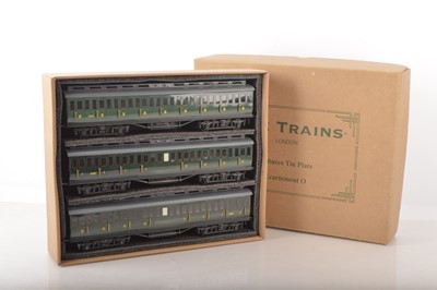 Lot 594 - Ace 0 Gauge modern issue ETAT 3-car coach pack