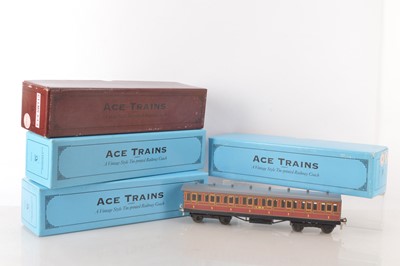 Lot 605 - Ace 0 Gauge modern issue C/1 group of LMS Passenger coaches (4)