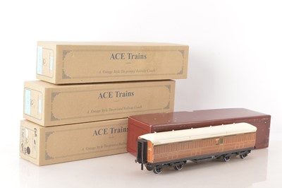 Lot 609 - Ace 0 Gauge modern issue C/4 group of LNER Passenger coaches (4)