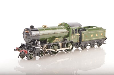 Lot 629 - A Hornby 0 Gauge clockwork No 2 Special 'Bramham Moor' and Tender (2)