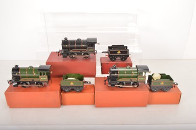 Lot 670 - Hornby 0 Gauge post war Locomotives and Accessories (15)