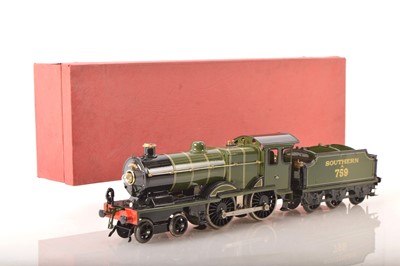 Lot 674 - Hornby 0 Gauge E220 Special Loco & Tender SR lined green class L1 No.A759, 20 volt 3-rail electric