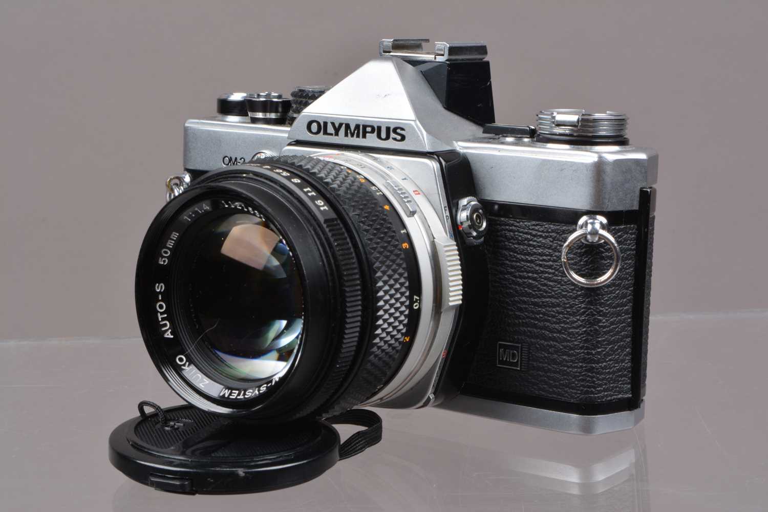 Lot 3 - An Olympus OM-2n MD SLR Camera