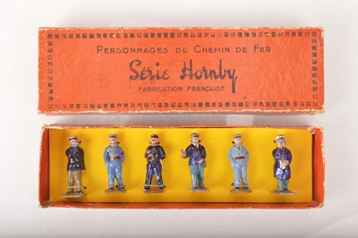 Lot 702 - French Hornby 0 Gauge Set No.1 Railway Staff