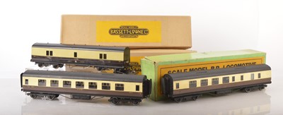 Lot 746 - Exley 0 Gauge group of GWR K5/6 Passenger coaches (3)