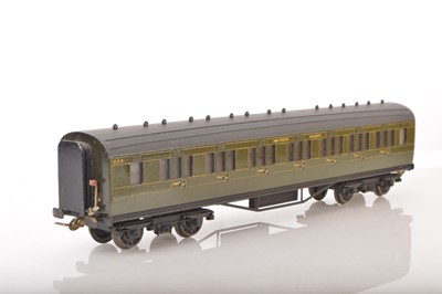 Lot 747 - Bonds/Milbro or similar commercially built 0 Gauge Southern Railway 1st /3rd Sides Corridor coach